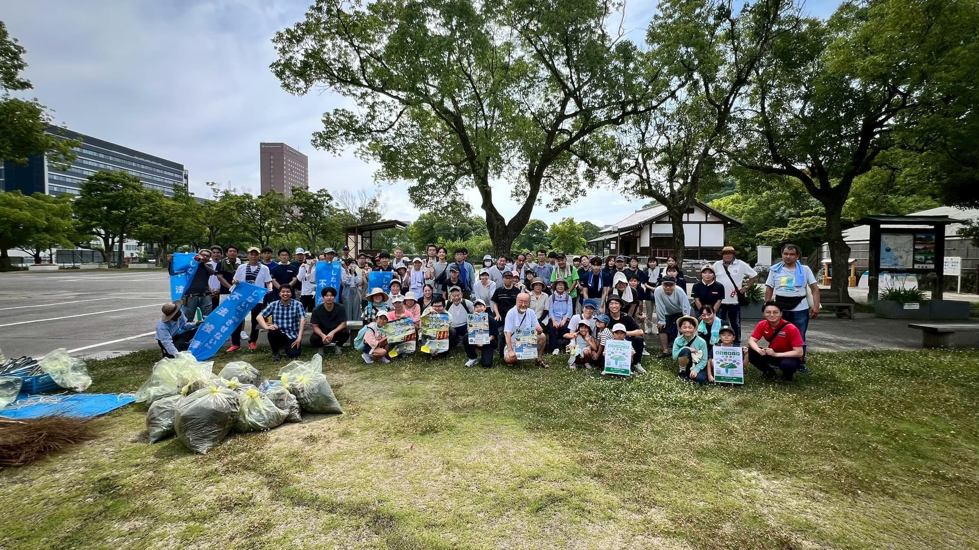 7月6日和歌山城ごみゼロ活動
