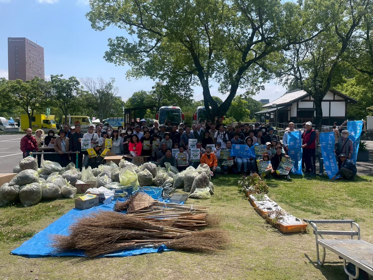 6月1日和歌山城ごみゼロ活動